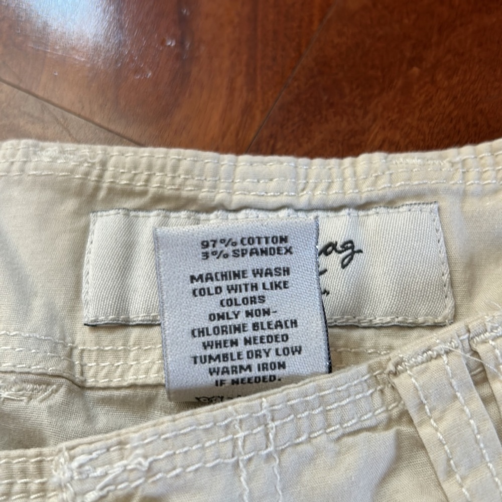 American Rag shorts - Picture 4 of 4